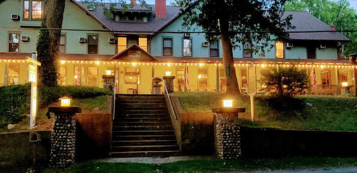 Lakeside Inn - Web Listing (newer photo)